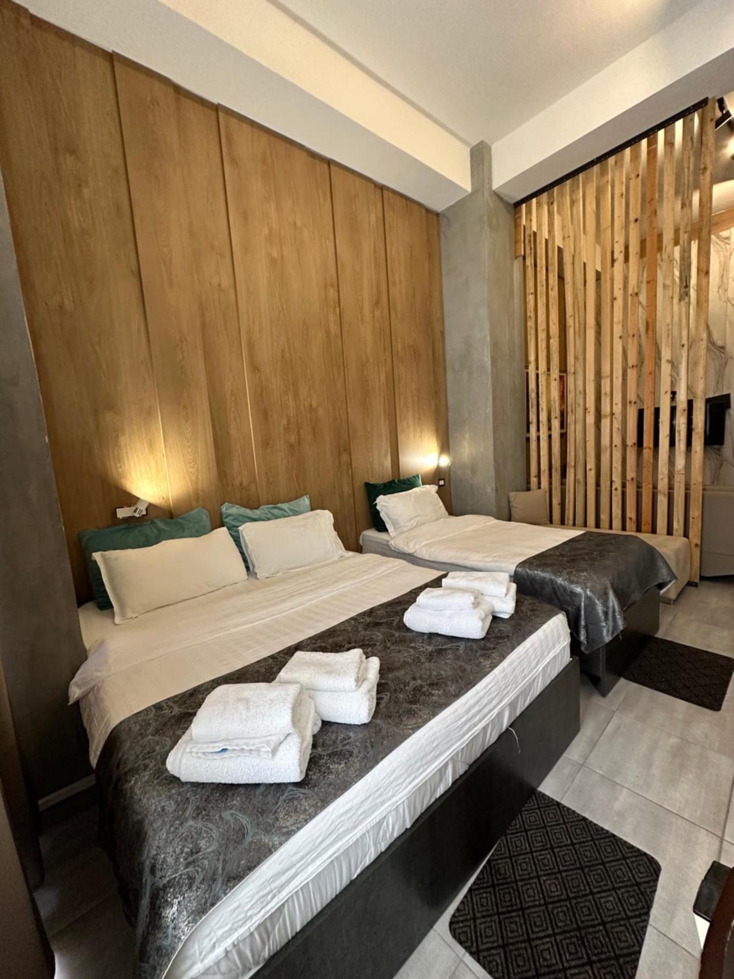 Colombia Apartments&Rooms Durres Ngoại thất bức ảnh