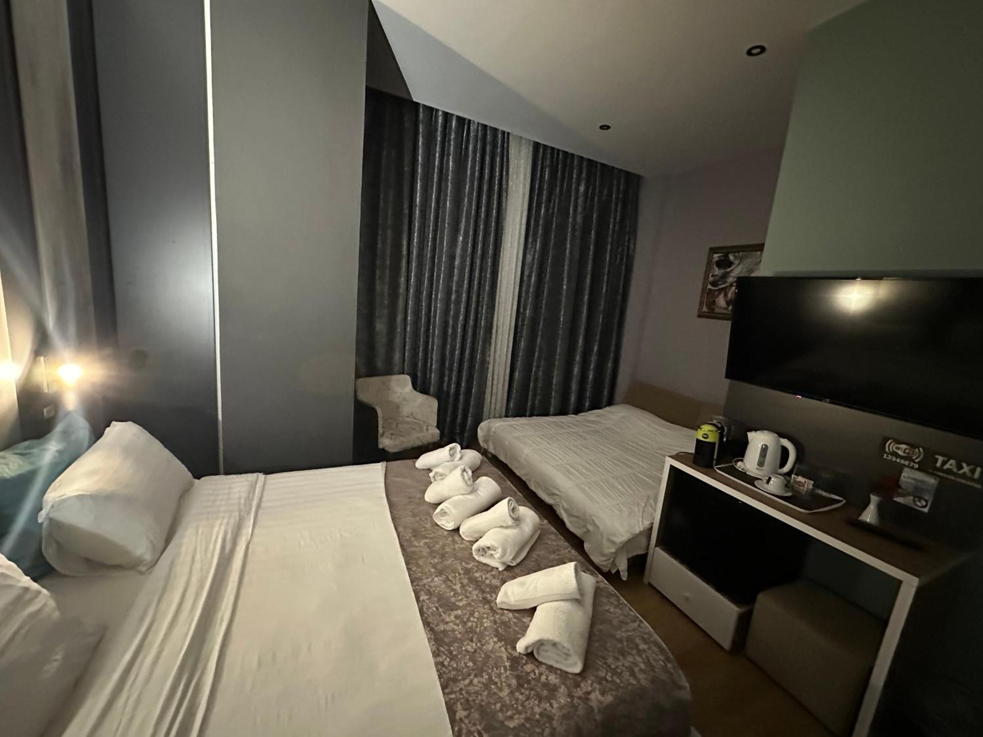 Colombia Apartments&Rooms Durres Ngoại thất bức ảnh
