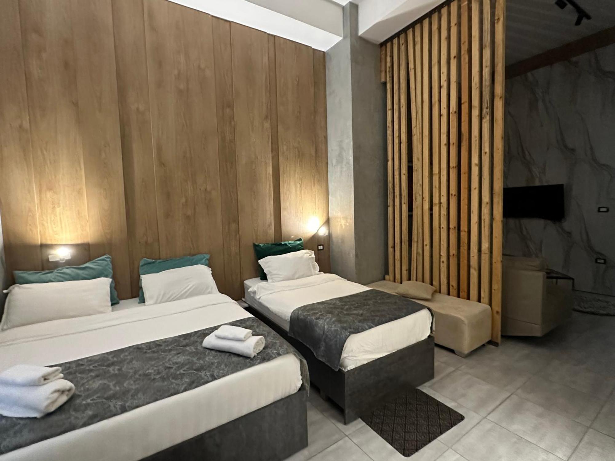 Colombia Apartments&Rooms Durres Ngoại thất bức ảnh